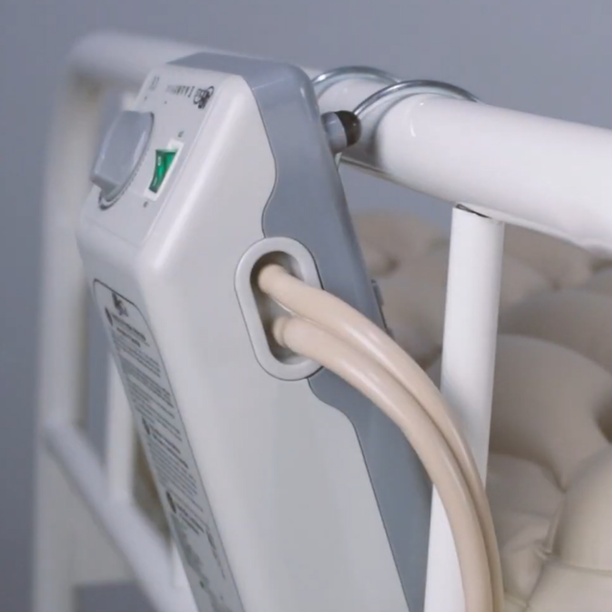 Colchão Pneumático Inflável Air Plus 220V Dellamed