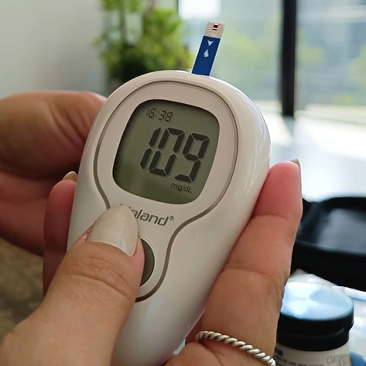 Medidor de Glicose com 175 Fitas de Teste G4253 Bioland