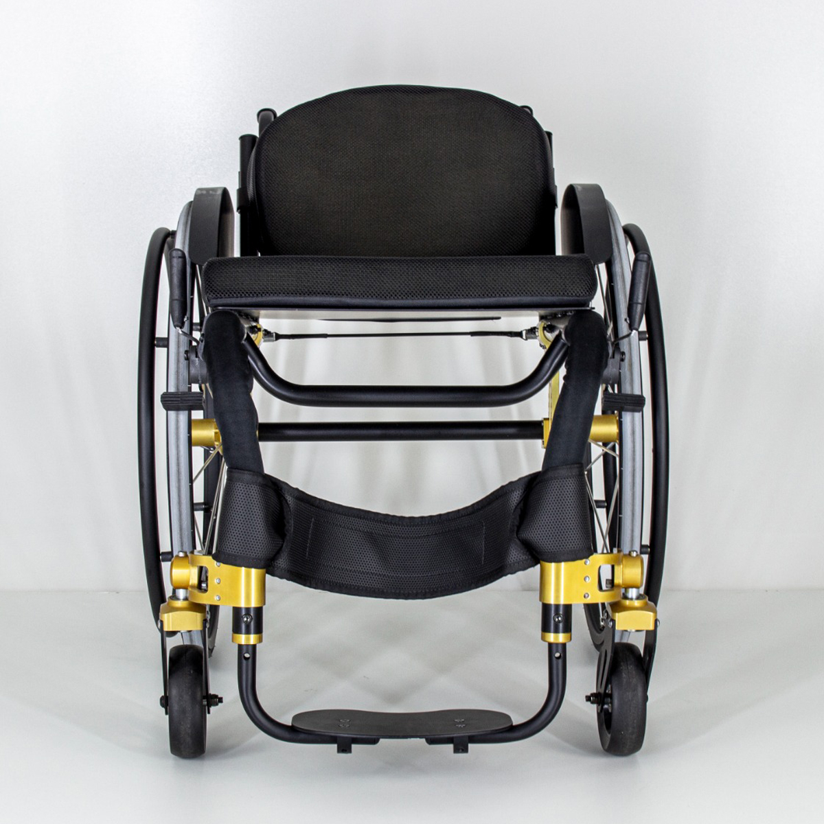 Cadeira de Rodas Monobloco MB4 Extreme 003 L42 P40 A45 Ortomobil Dourada